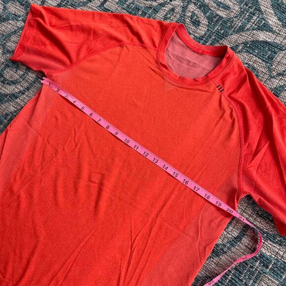 Lululemon Metal Vent Tech Short Sleeve Shirt in Neon Orange - Size L - Picture 9 of 10